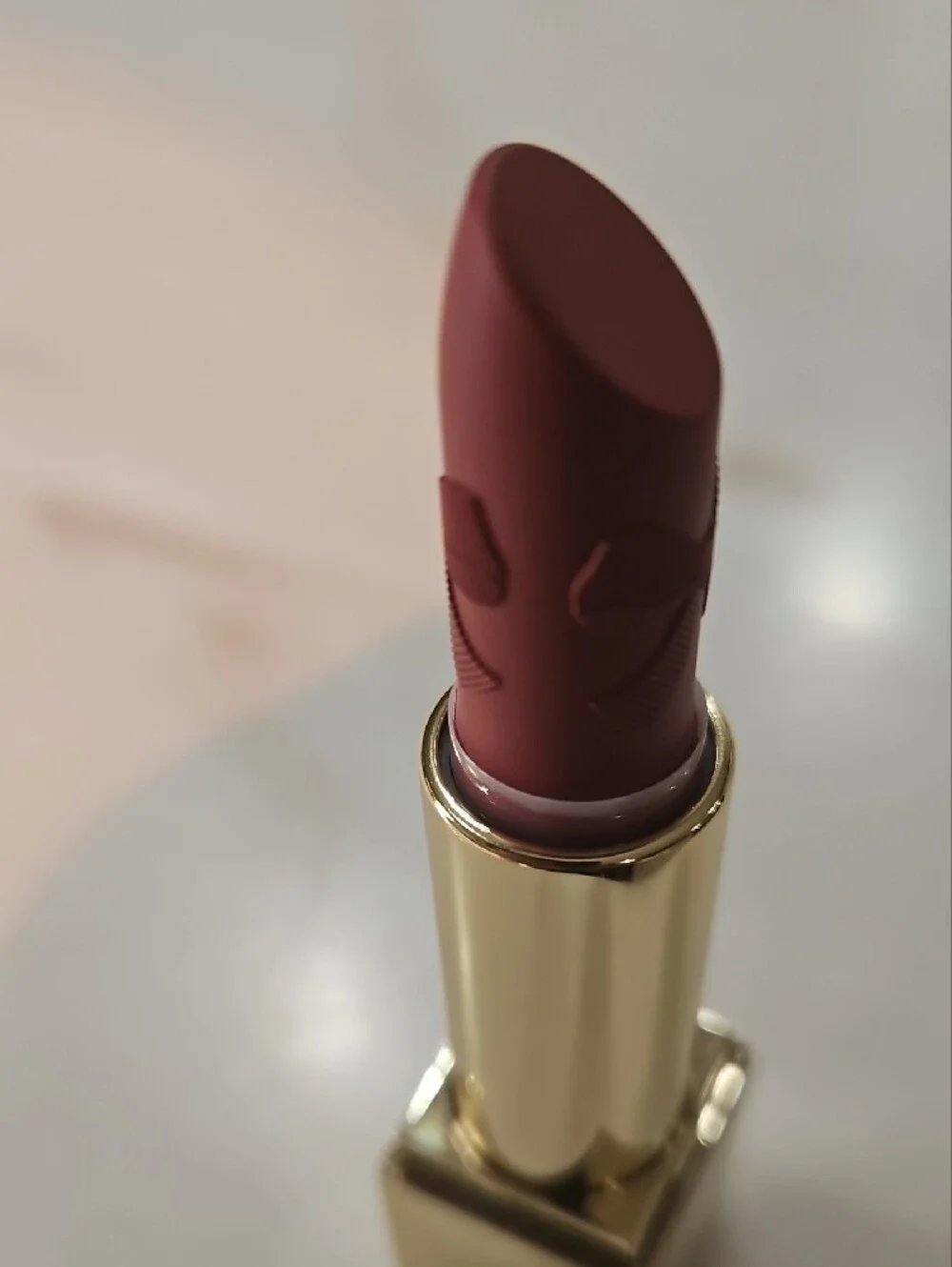 Estee Lauder Matte Lipstick - Velvet Ribbon
